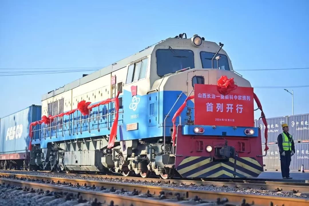 波兰关闭中欧班列口岸，中国北极快航开启贸易新通道
