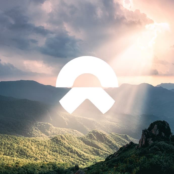 蔚来降价求生，车主称遭背叛！李斌：活下去才是对用户最大的负责