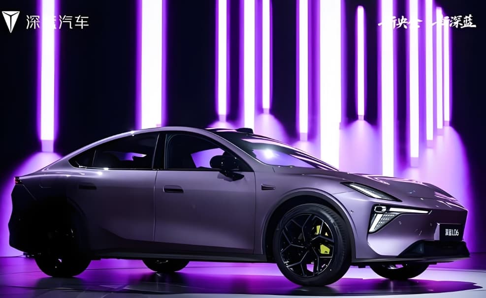 深蓝汽车获61亿“输血”，狂奔的新能源“黑马”如何跨越盈亏线？