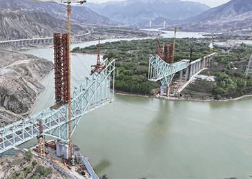 川青铁路尖扎黄河特大桥发生施工绳索断裂事故