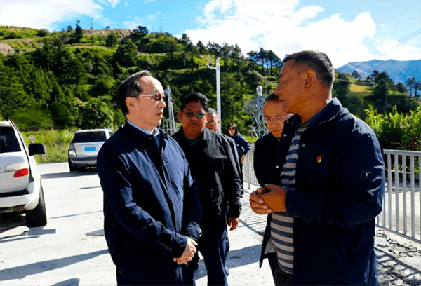 工信部长李乐成赴西藏调研电信普遍服务和产业援藏工作